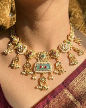 Meherang Necklace Set