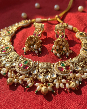 Kamdhenu Necklace Set