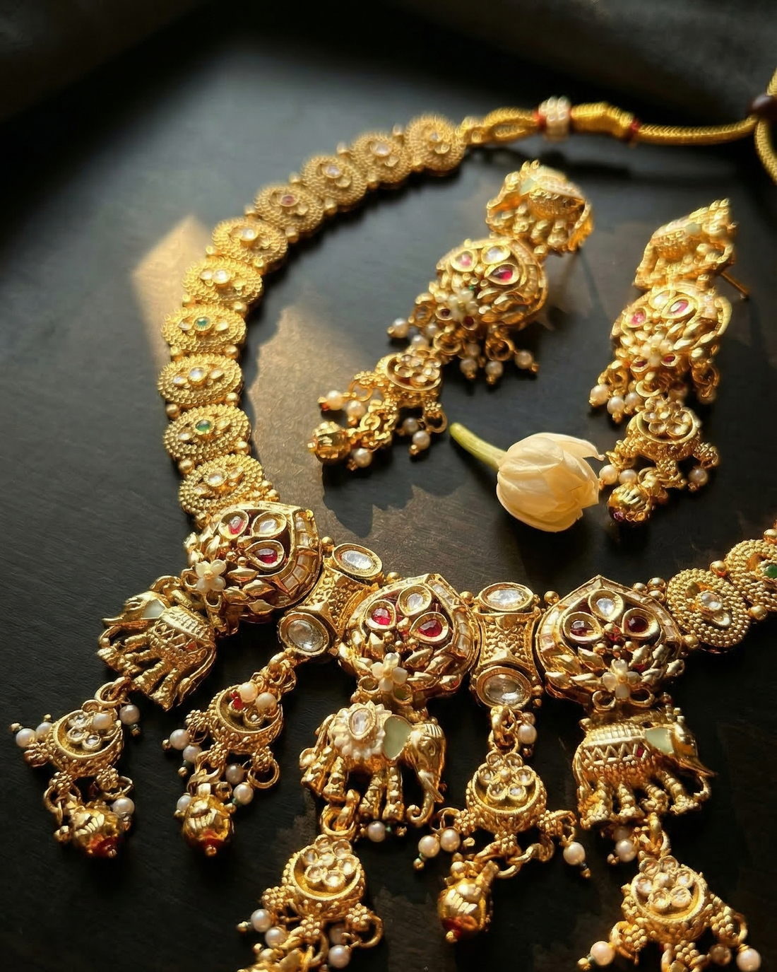 Gajshree Necklace Set