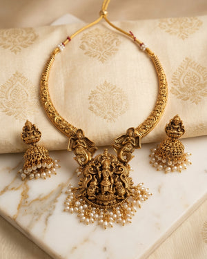 Aishwarya Necklace Set
