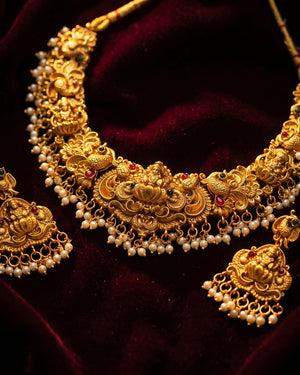 Kamakshi Necklace Set