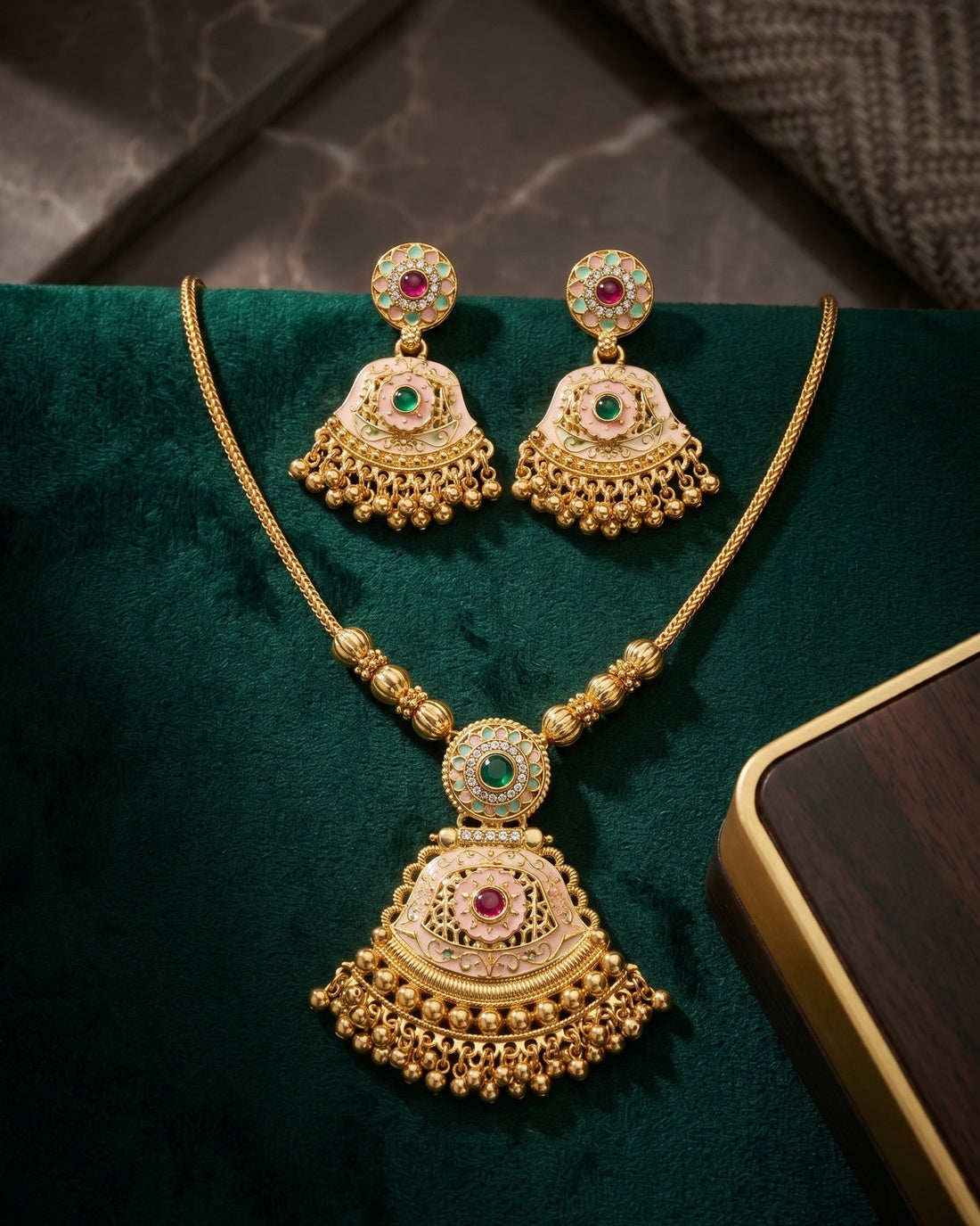 Surya Pankhi Necklace Set