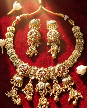 Gajshree Necklace Set