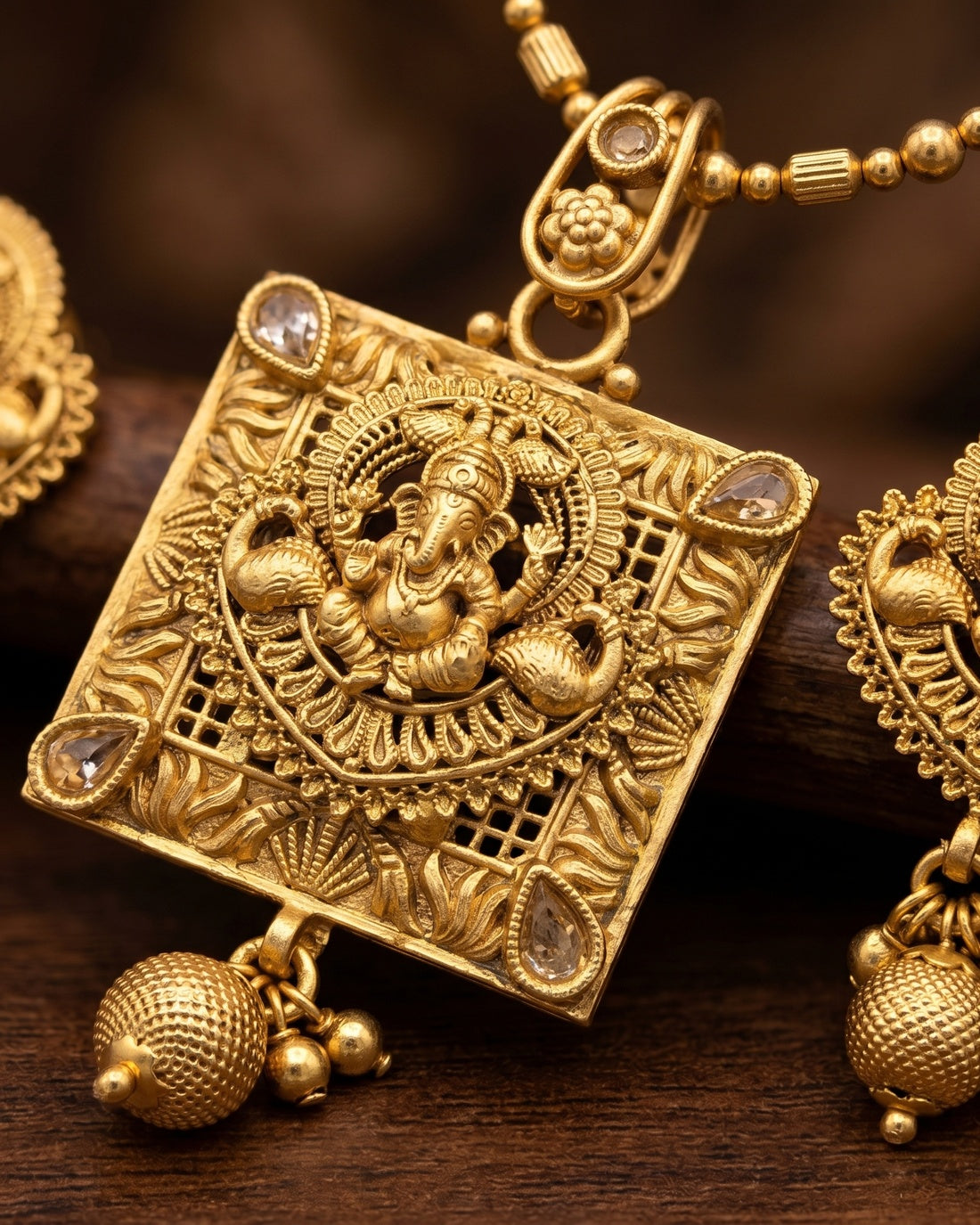 Siddhi Necklace Set
