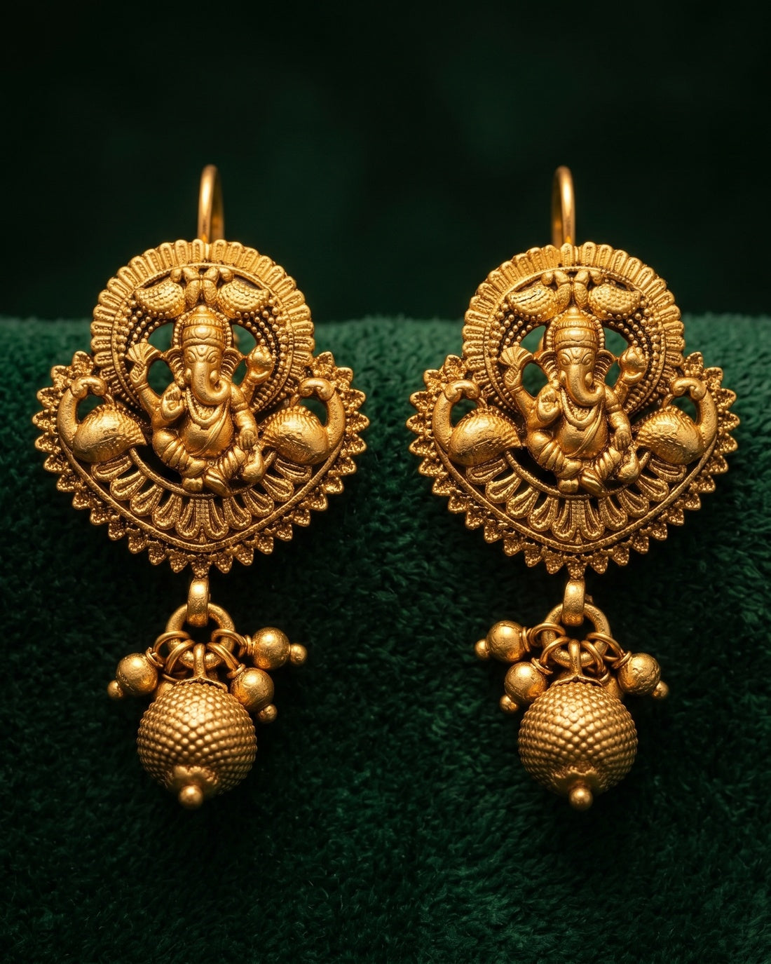Siddhi Necklace Set