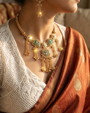 Gulnaar Tassel Necklace (Light Green)