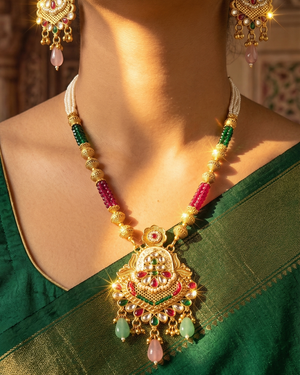 Rajvaibhav Necklace Set