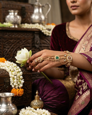 Hathphool Style 3 (Light Gold)